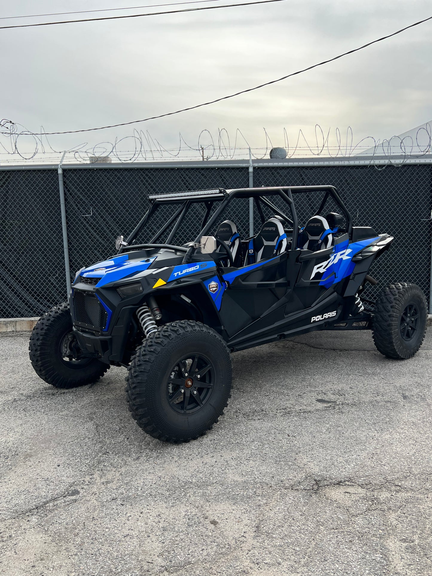 UTV Wolfpack 4 Seat Flat Top Rzr Cage