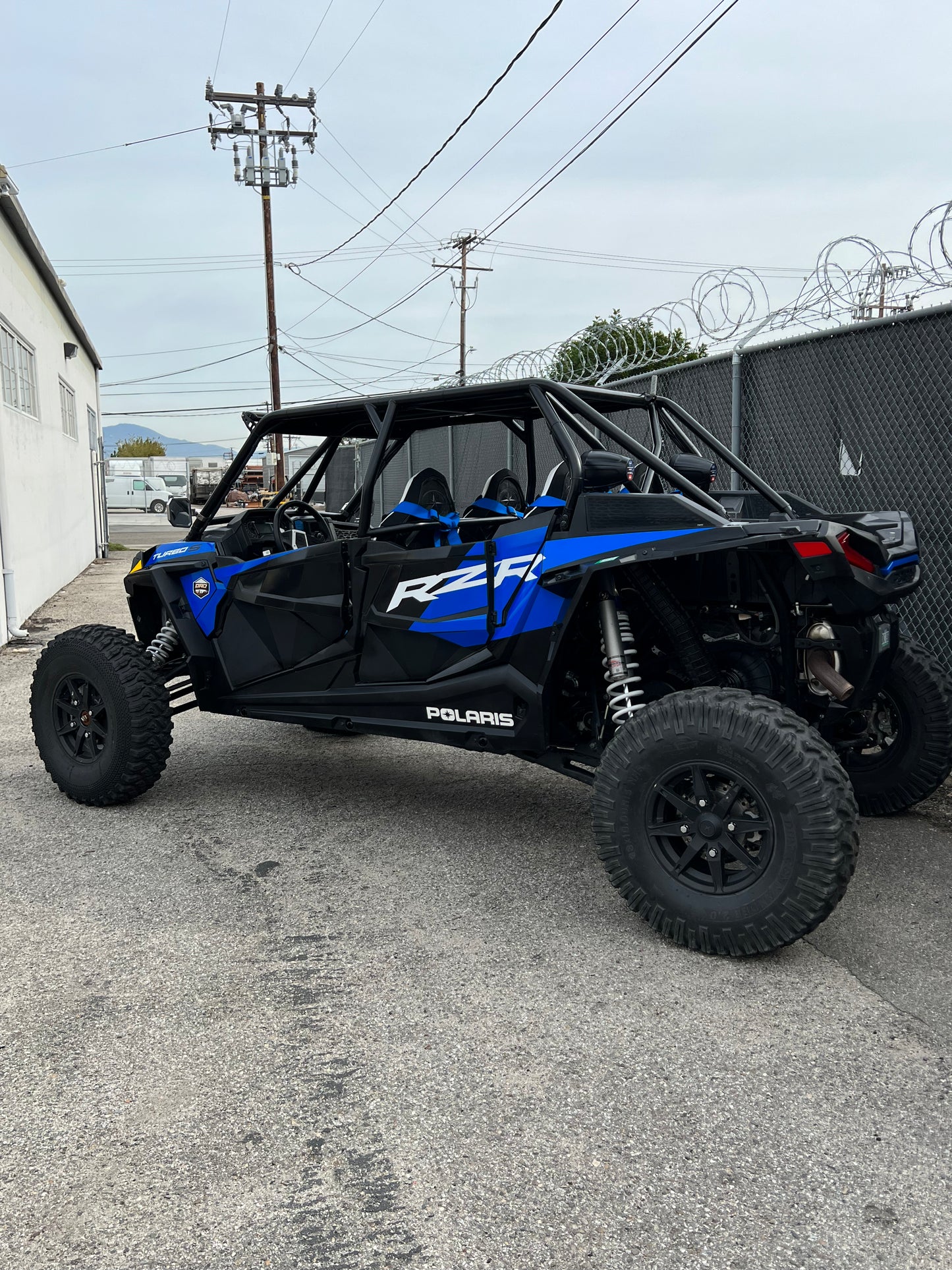 UTV Wolfpack 4 Seat Flat Top Rzr Cage